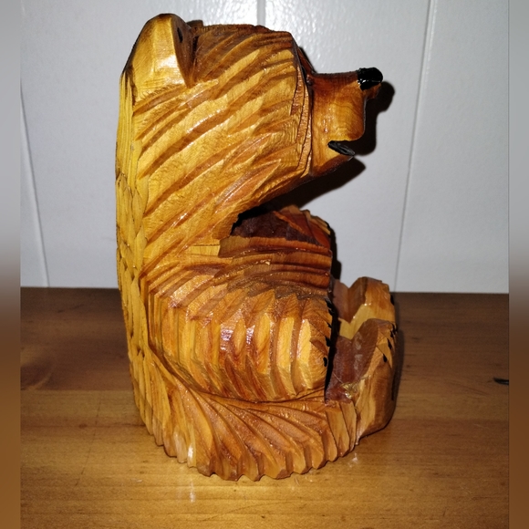 Small Hand Carved Wooden Bear Business Thank You Card Holder - Picture 6 of 7